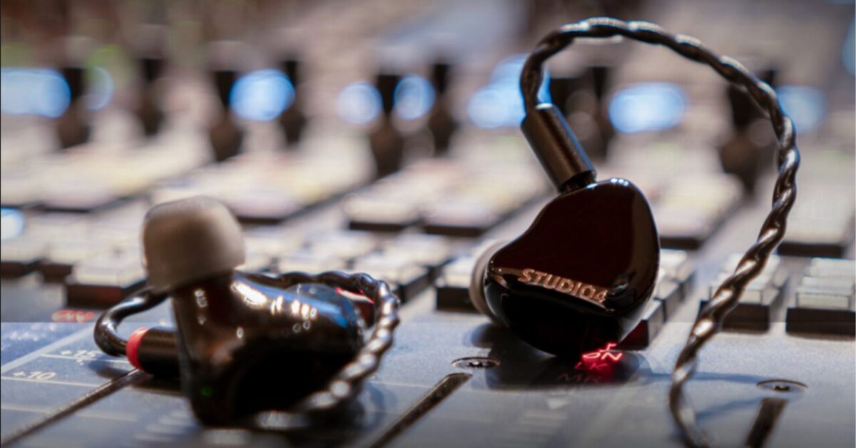 SoftearsのSTUDIO 4を徹底レビュー!4BAが奏でる正確無比な音の正体と魅力